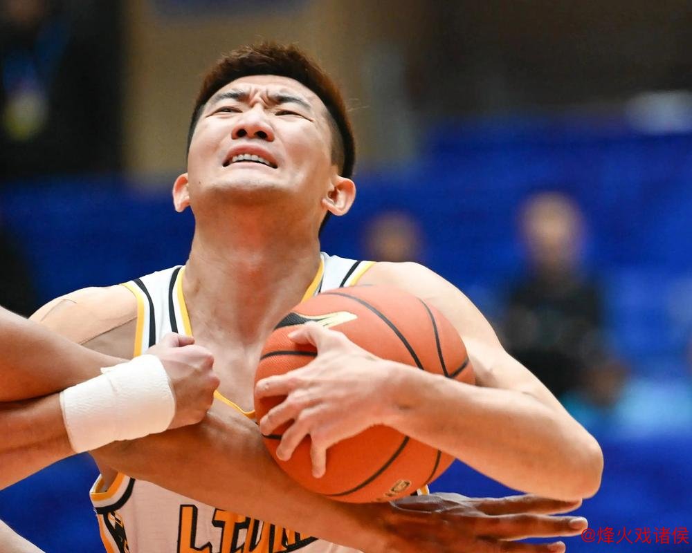 孙铭徽13+12胡金秋24分 广厦力克四川豪取3连胜 孙铭徽13+12胡金秋24分 广厦力克四川豪取3连胜